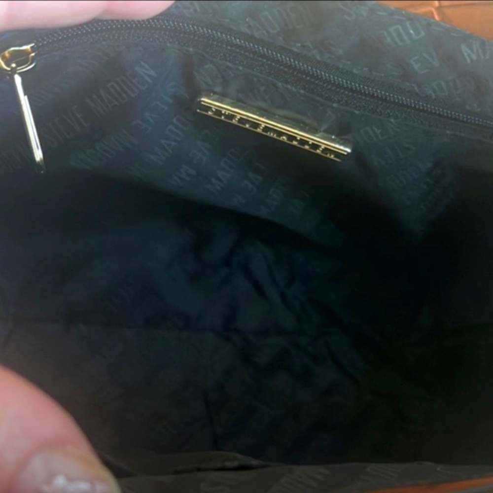 NWT Steve Madden Purse w/ Card Holder - Picture 3 of 5